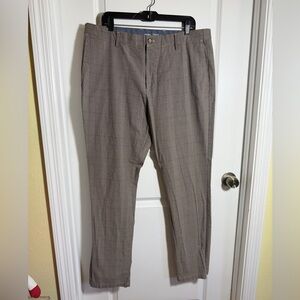 OLD NAVY Men's Plaid Dress Pants - Taupe striped, 38x32, great style!
